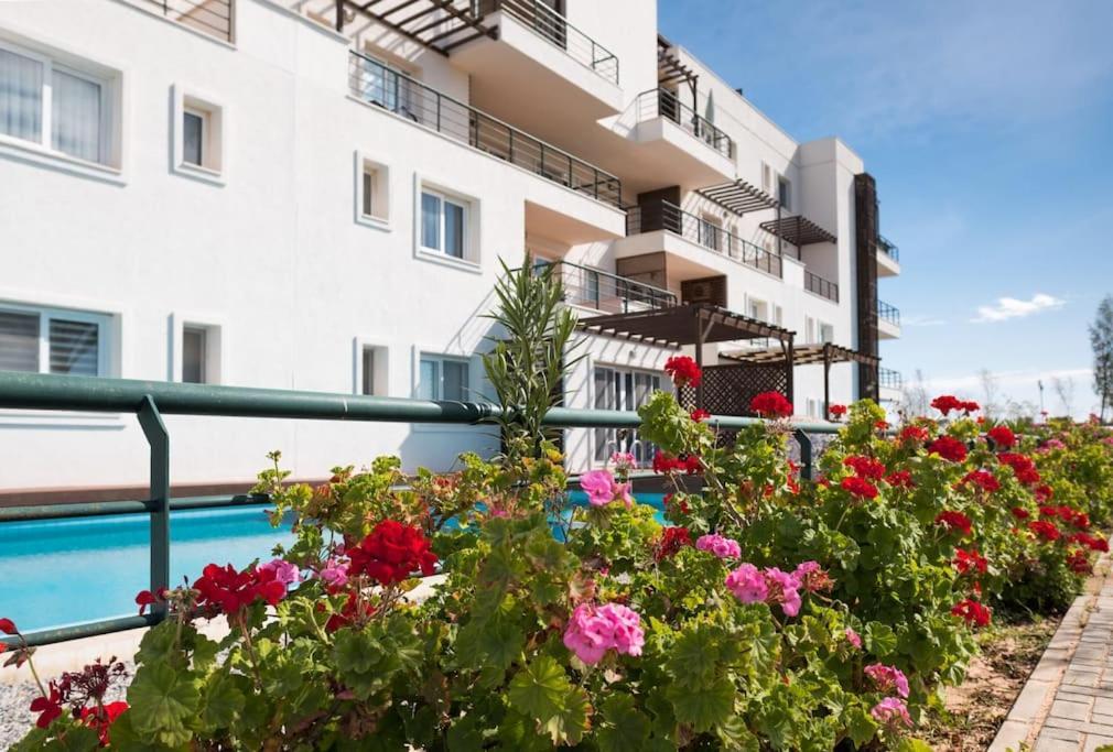 Private Beach Resort Cyprus Vokolidha Экстерьер фото