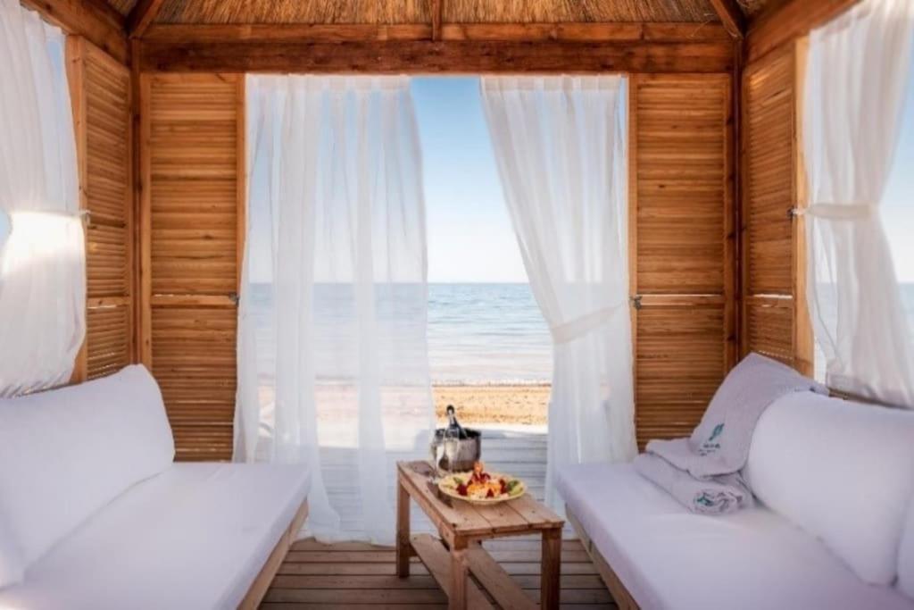 Private Beach Resort Cyprus Vokolidha Экстерьер фото