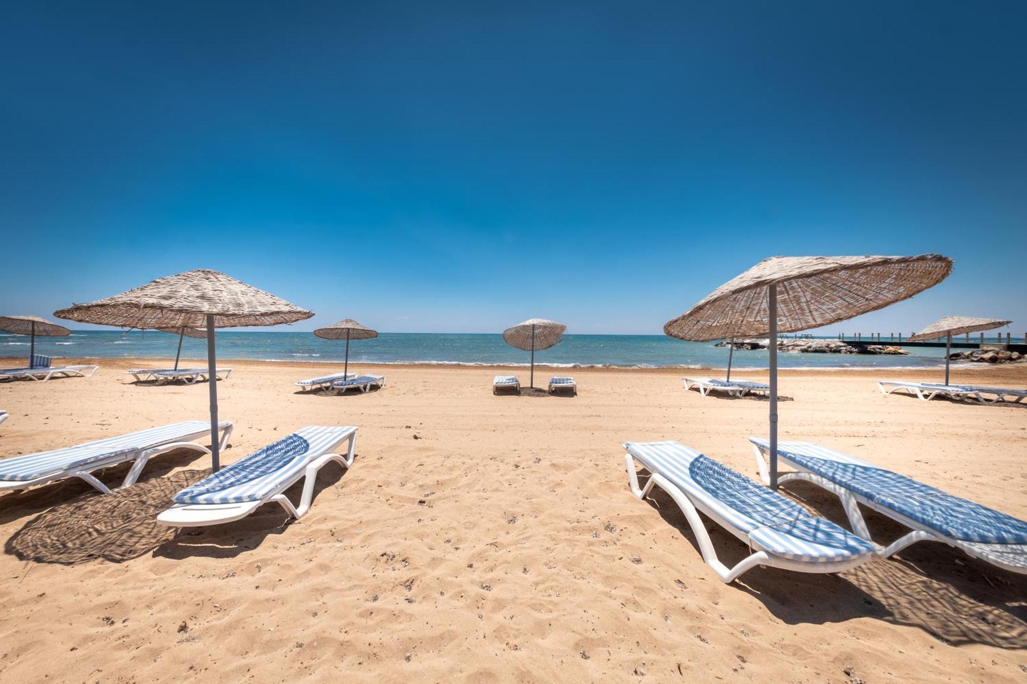 Private Beach Resort Cyprus Vokolidha Экстерьер фото